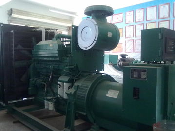 武漢有賣2000gf柴油發(fā)電機組的嗎要配套進口康明 武漢市高科星光機電設備有限責任公司